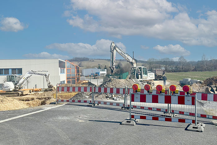Bauarbeiten an der Einbindung zum Gewerbegebiet Bauarbeiten an der Einbindung zum Gewerbegebiet